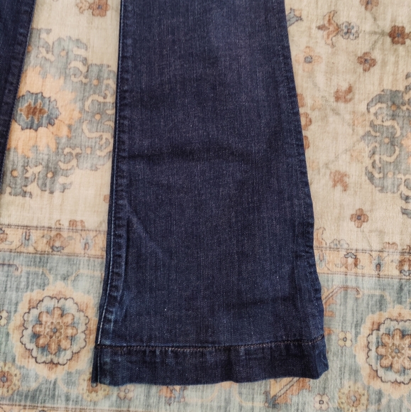 Club Monaco, 26 - dark denim jeans with clasp enclosure - Picture 3 of 10